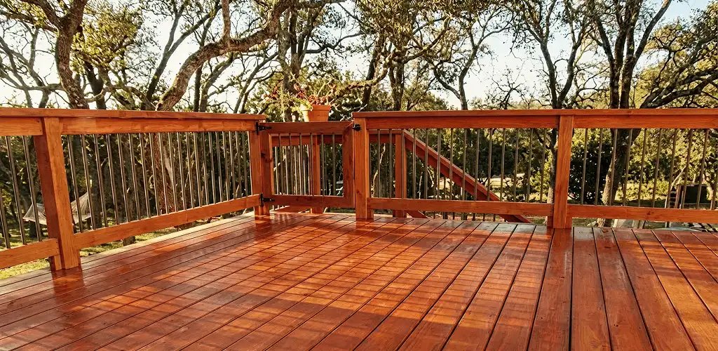Deck sealing results with a freshly sealed wood deck in Columbus, OH